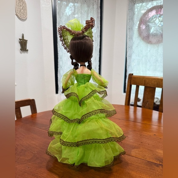 Vintage Southern Belle Boudoir Bradley Doll Bright Green Ruffled Gown BIG EYES - Picture 4 of 8